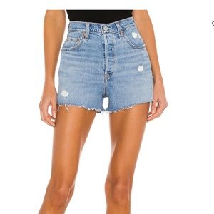 Levi's Ribcage Shorts in Tango Beach